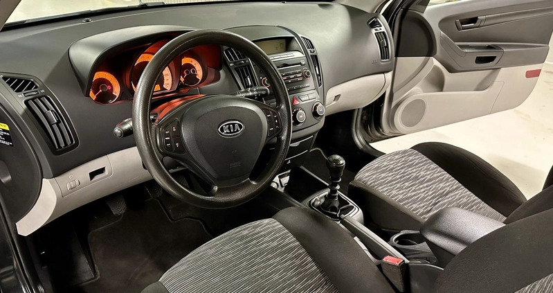 Kia Pro_cee'd cena 17700 przebieg: 175000, rok produkcji 2009 z Pruszków małe 436